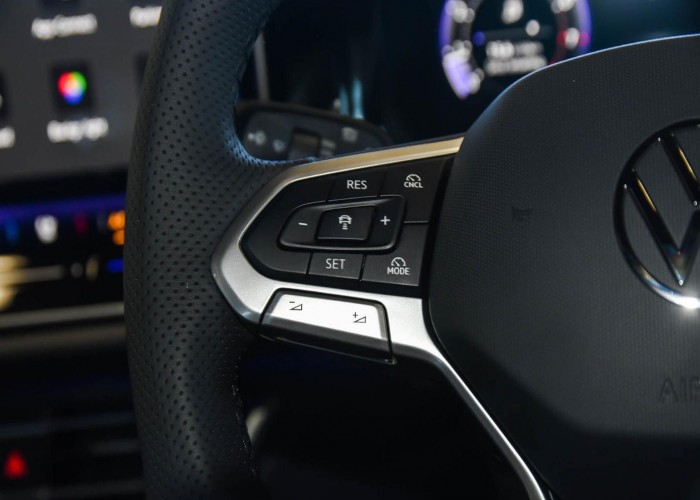 Used 1
                    VOLKSWAGEN
                     for Sale Image