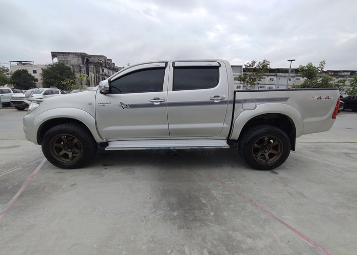Used 10
                    TOYOTA
                     for Sale Image