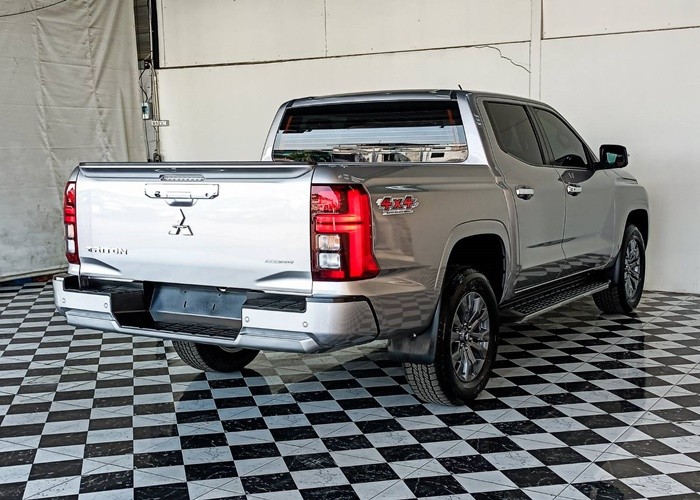 Used 1
                    MITSUBISHI
                     for Sale Image