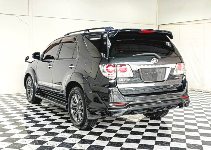 Used 11
                    TOYOTA
                     for Sale Image