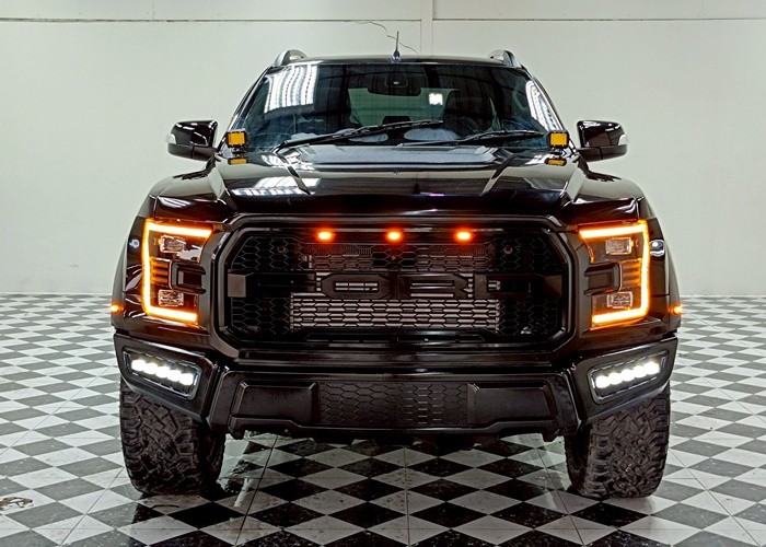 Used 8
                    FORD
                     for Sale Image