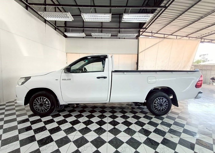 Used 11
                    TOYOTA
                     for Sale Image